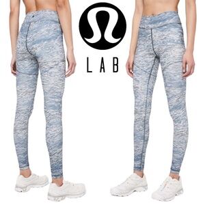 Like New Lululemon Lab Arise Tight 28” Dawn Blue Multi High Rise 7/8 Leggings